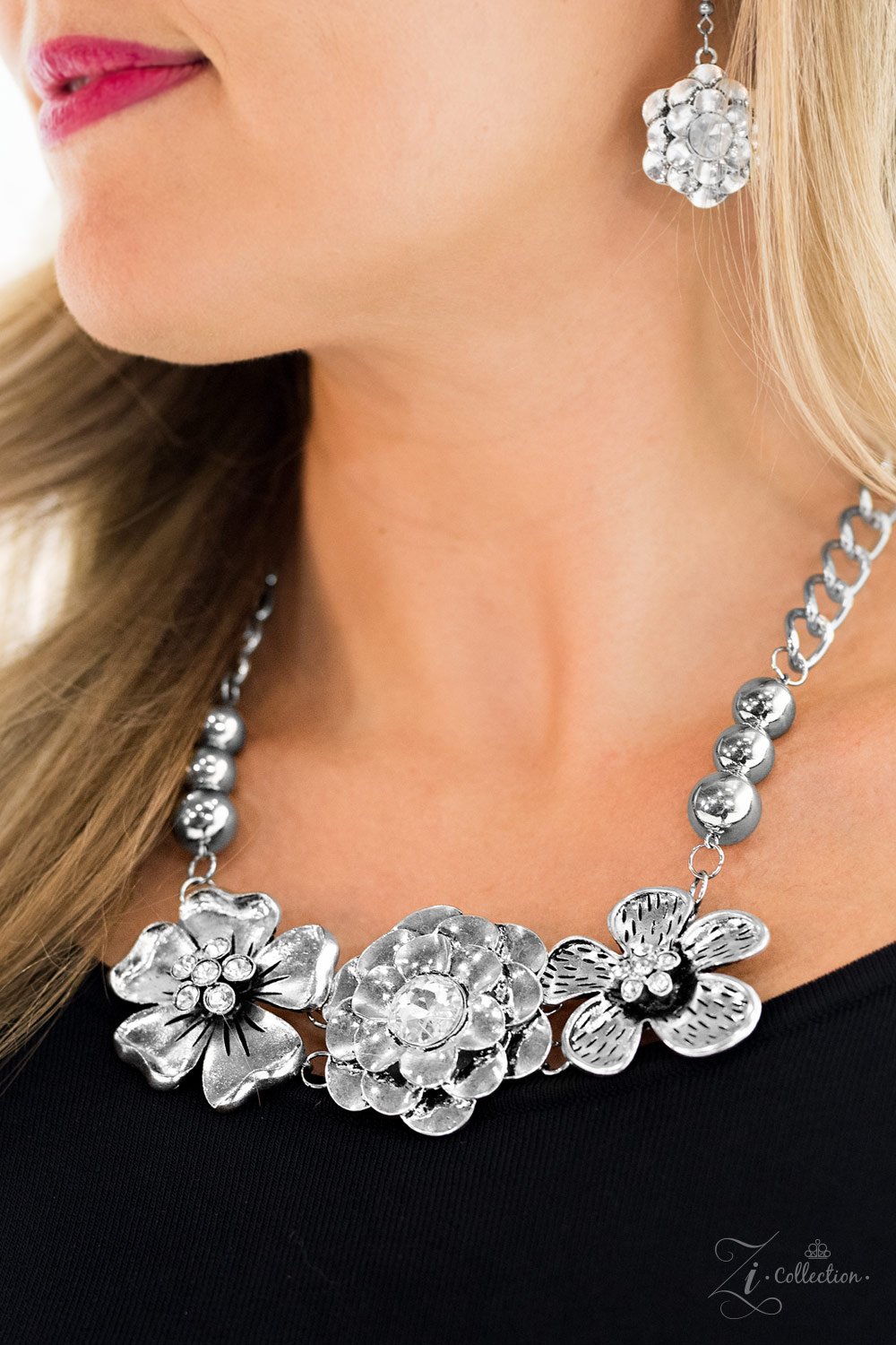 Flower zi necklace deals paparazzi